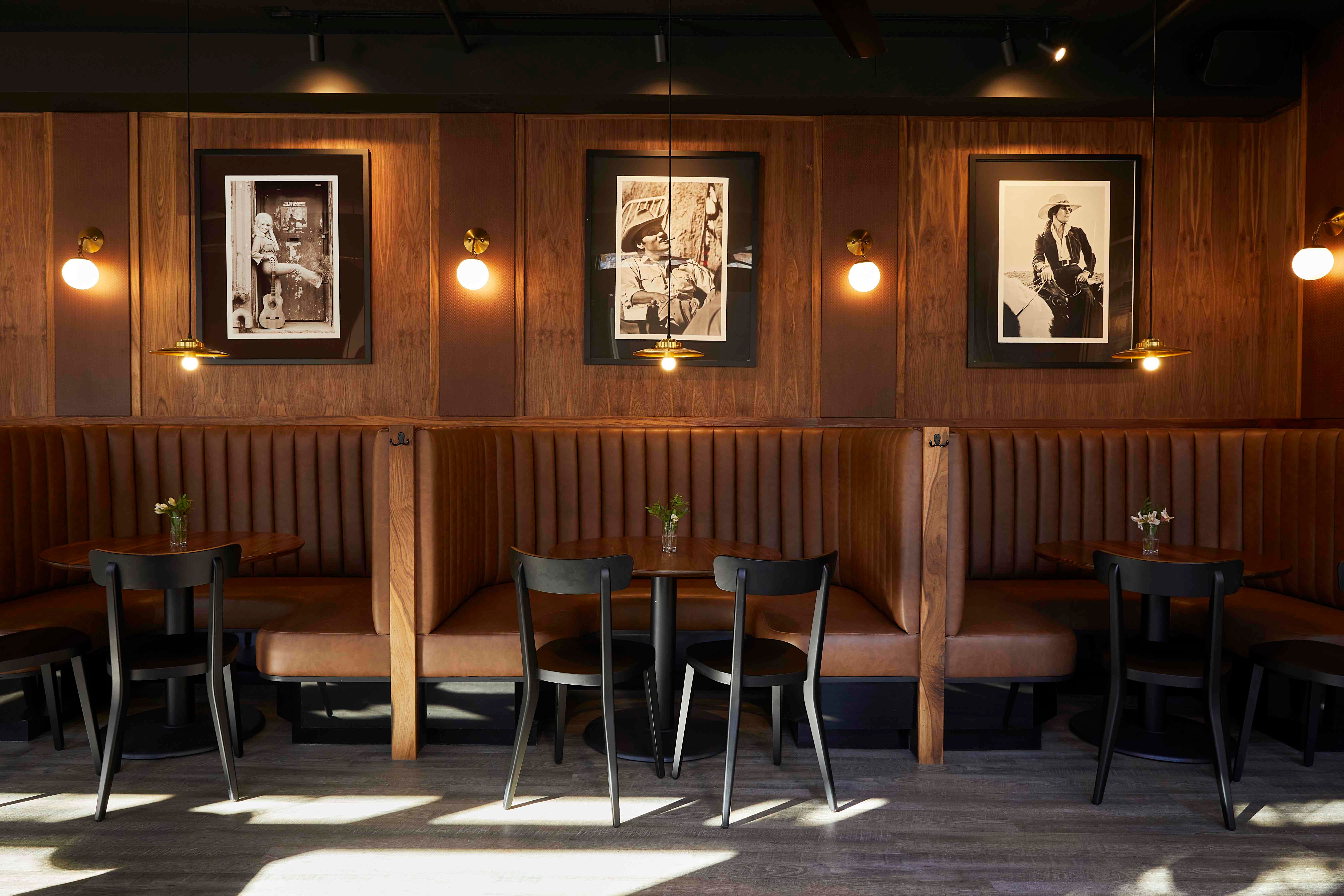 GothamBurger-NYC-AV, IT, WiFi for Restaurants