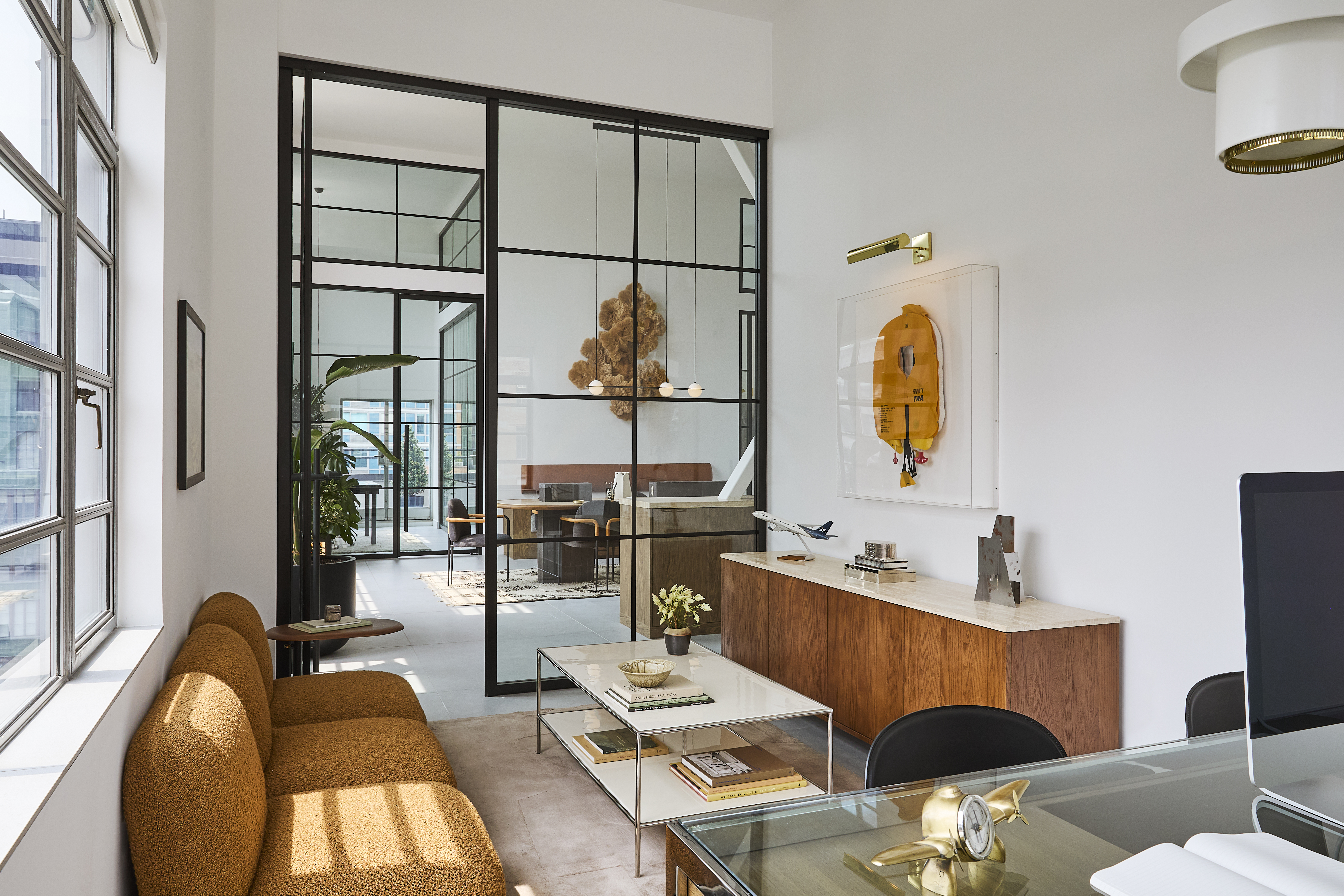 061325_HuxHux_SmartFlyer_Garruppo_137_c