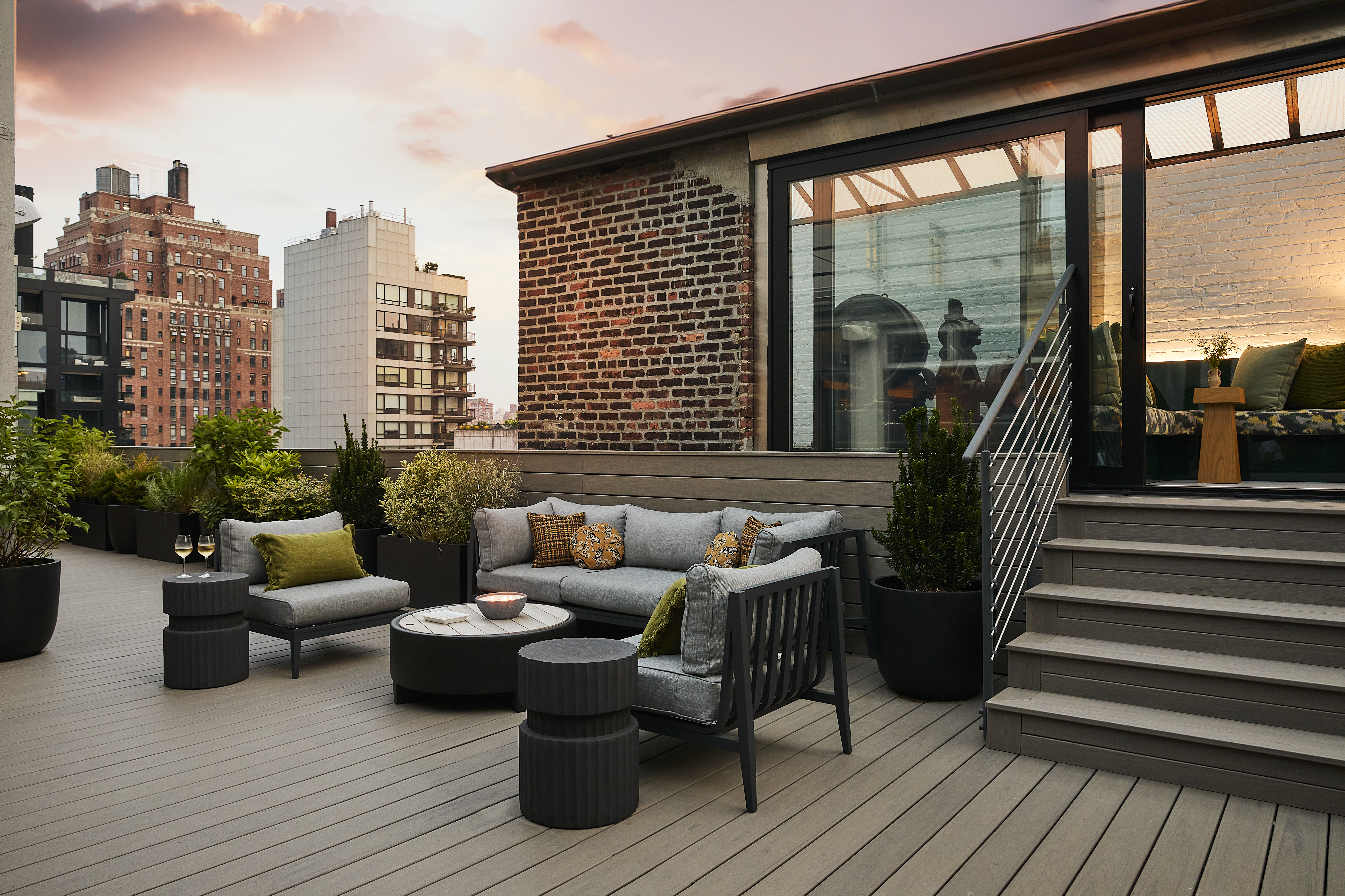 061325_HuxHux_SmartFlyer_Garruppo_646