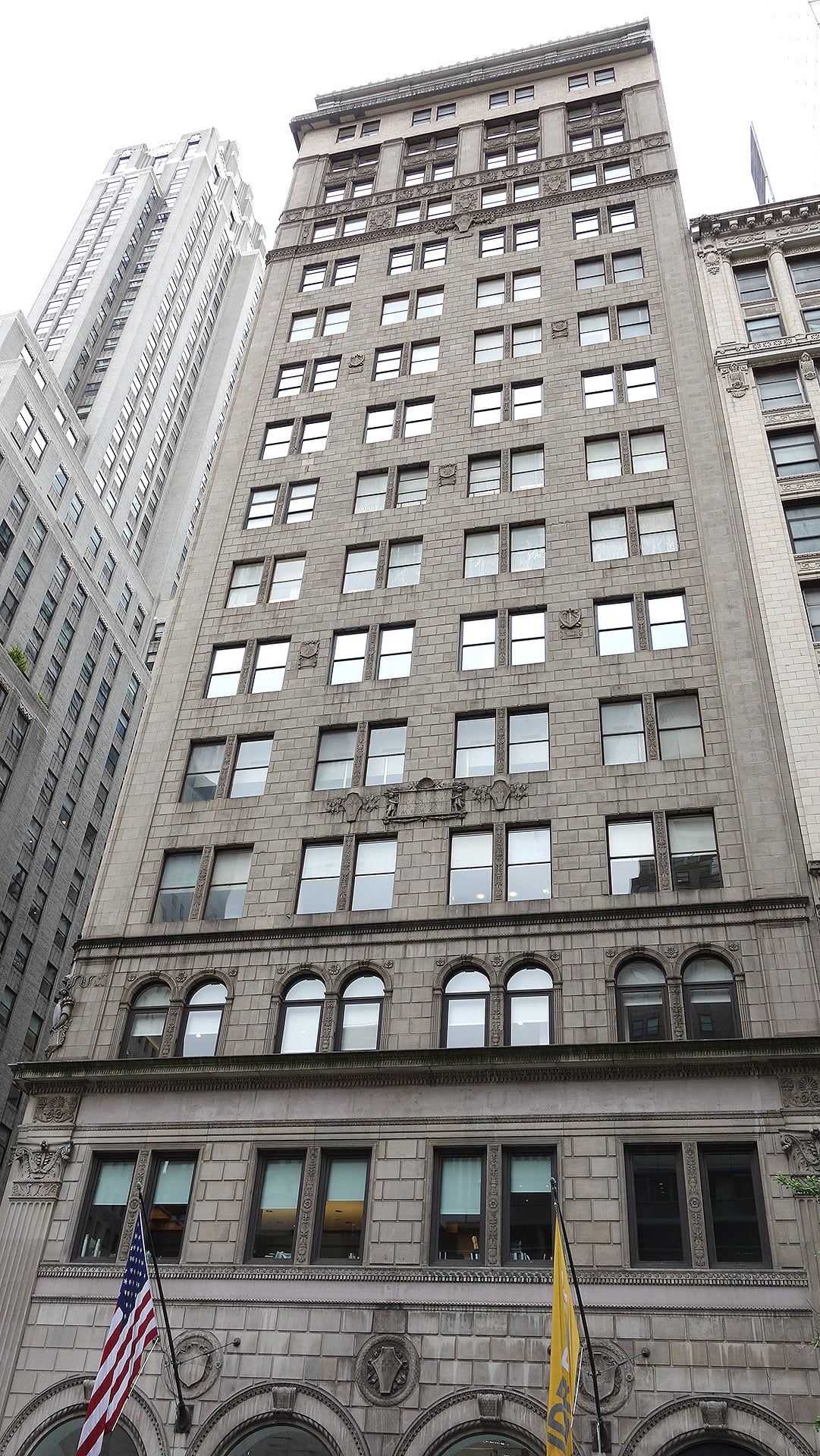 Copy of 43rd_St_5th_Av_td_(2018-05-18)_01_-_511_5th_Avenue-1